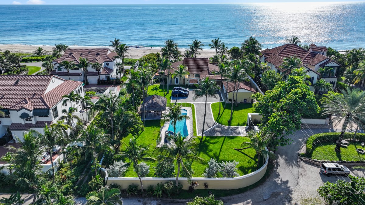 38  Perry Avenue Boynton Beach FL 33435